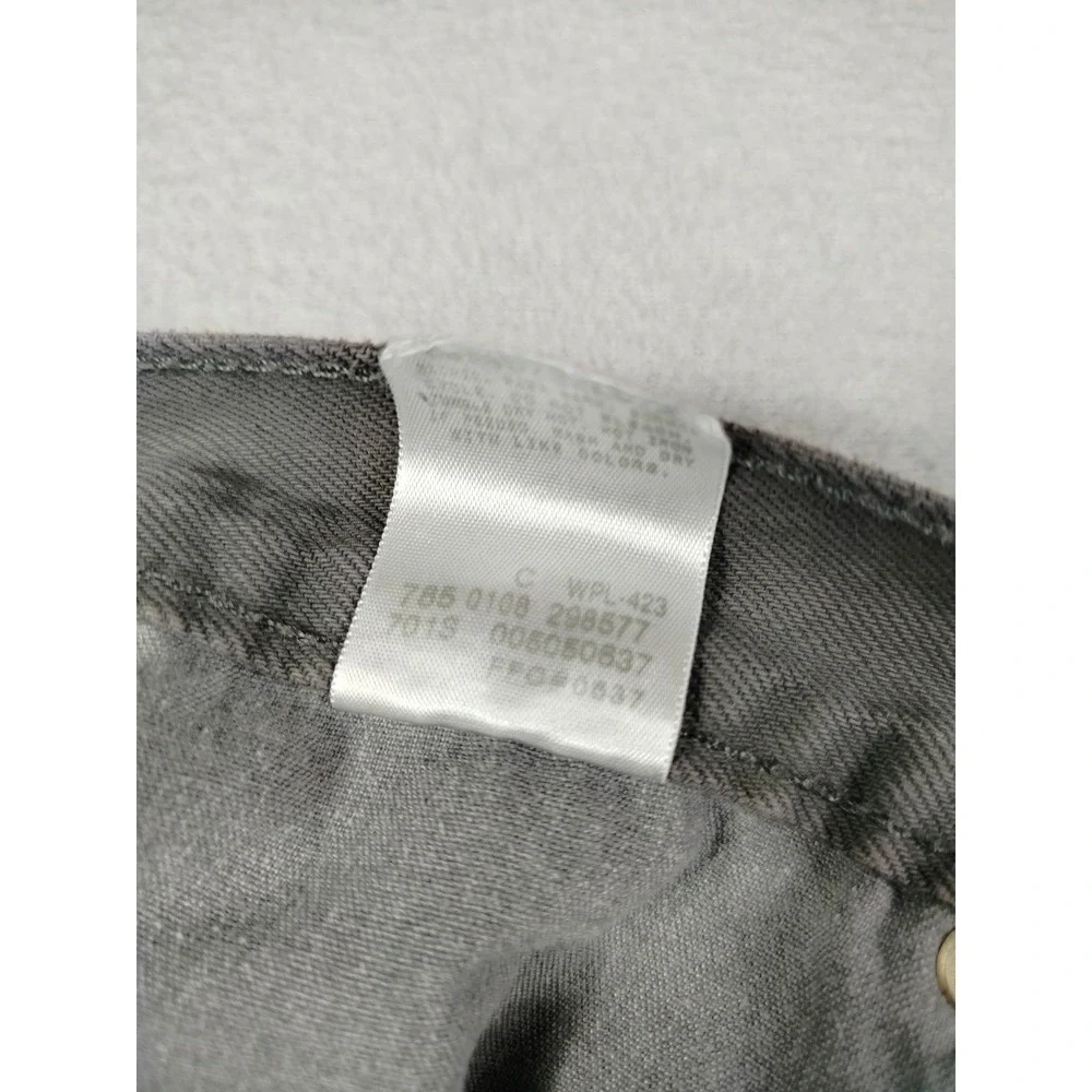 Levis 36 suitable throughout